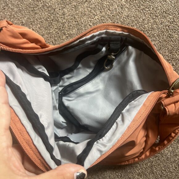 Ameribag Healthy Back Bag Orange Sling Backpack 17" Shoulder Crossbody Nylon Bag - Picture 5 of 6